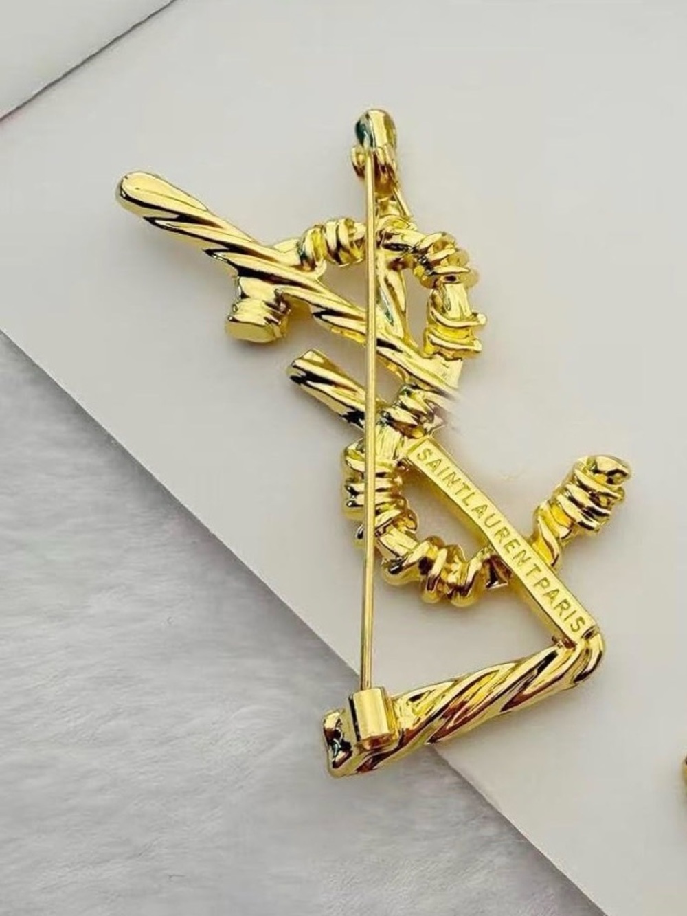 🆕 Saint Laurent YSL Logo Brooch - Picture 4 of 6